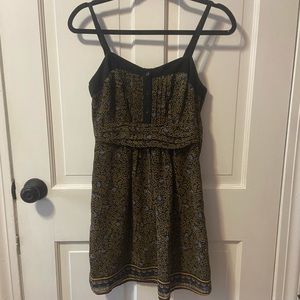 Bee Stitched - XS - Francesca’s Closet - polyester